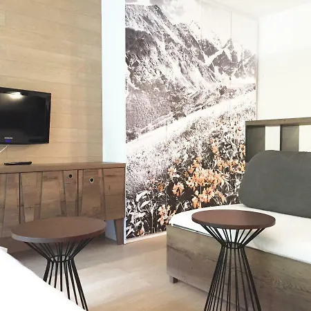 Sun Valley Apartment