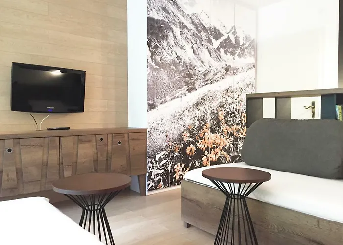 Sun Valley Apartment