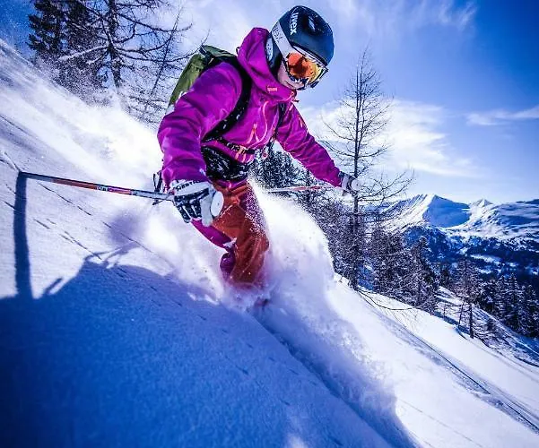 太阳谷公寓 公寓 *